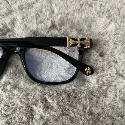 Lunora Frame (black and gold)